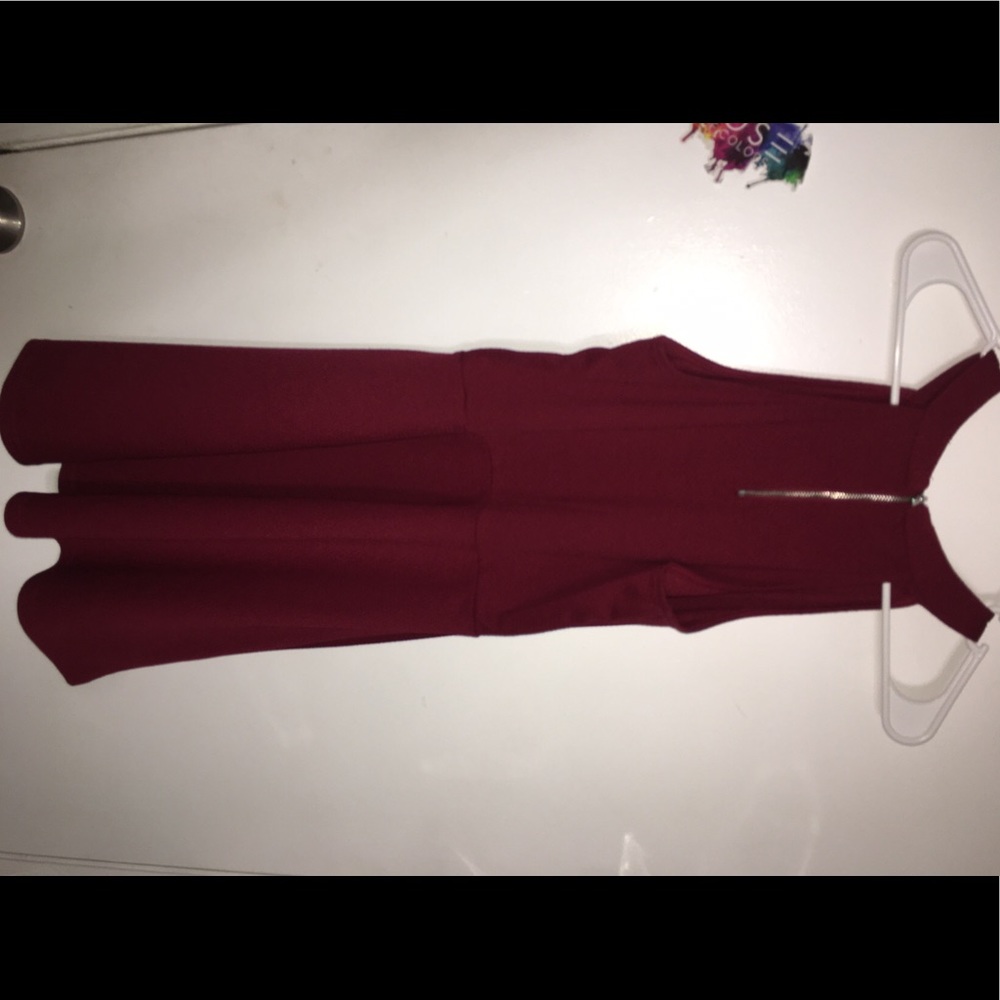 Dress - Picture 2 of 2